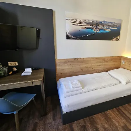 Hotel Friedensbruecke-2